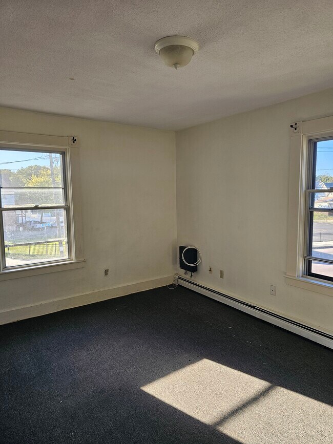 Photo - 308 Hollis St Unit 3