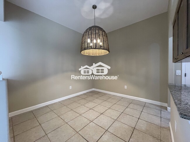 Photo - 8946 Province St