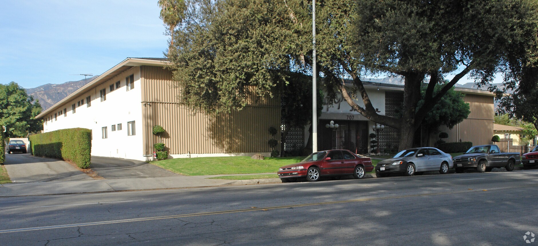 Orange Grove Manor - Orange Grove Manor