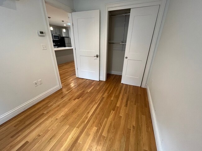Photo - 236 Newbury St Unidad 4R