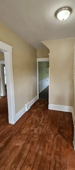 Photo - 581 E 114th St