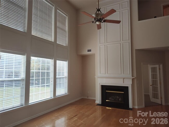 Photo - 10804 Fountaingrove Dr