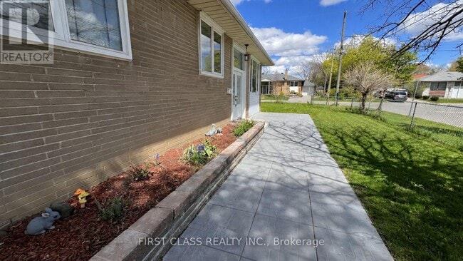 Photo - 371 Fesserton Rd