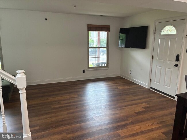 Photo - 20 Woodvale Dr