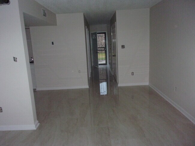 Photo - 4792 James Kent Ct