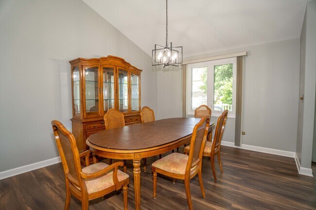 Photo - 16409 Winding Creek Rd