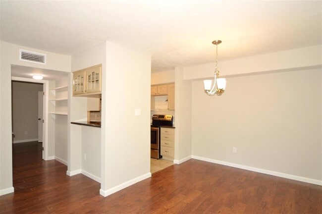 3300 Pebblebrook Dr Unidad 45