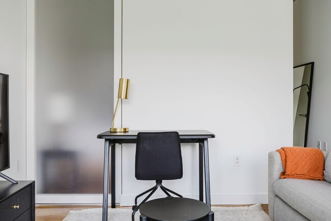 Photo - 1212 4th St SE Unit FL7-ID932