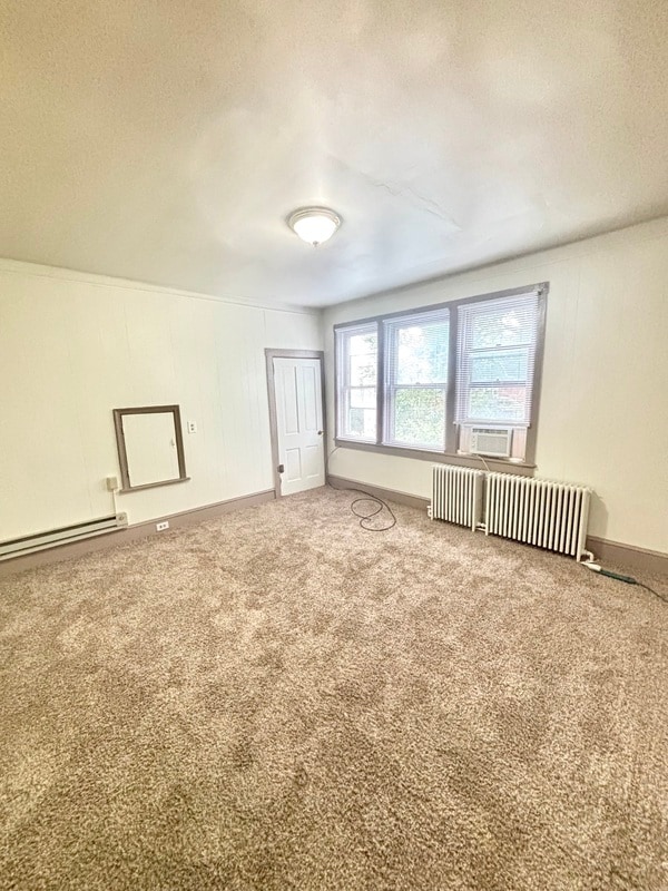 Building Photo - 156 E Walnut St Unit 6 Rental