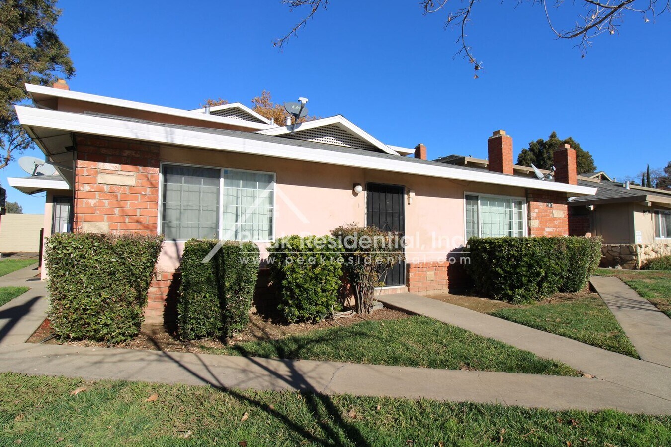 Photo - Norcade2912 Unit #1