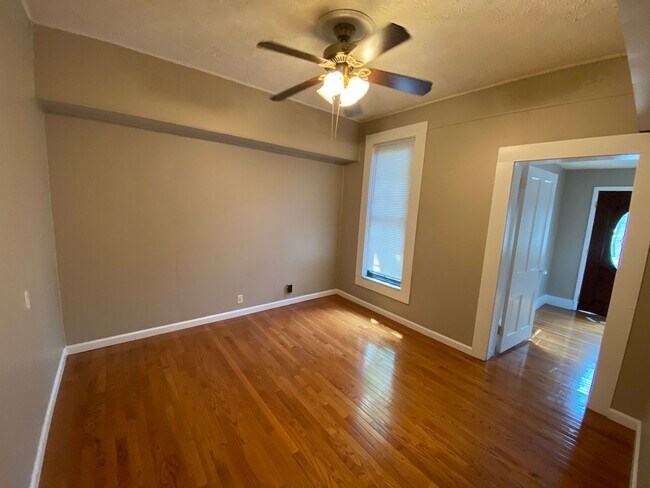 Photo - King Ave 225-229 NCR Unit 225
