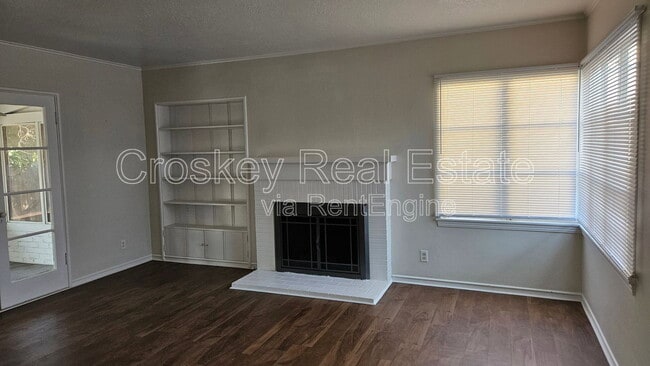 Photo - 30 W 17th St