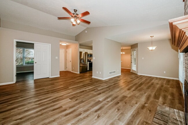 Photo - 509 Village Blvd