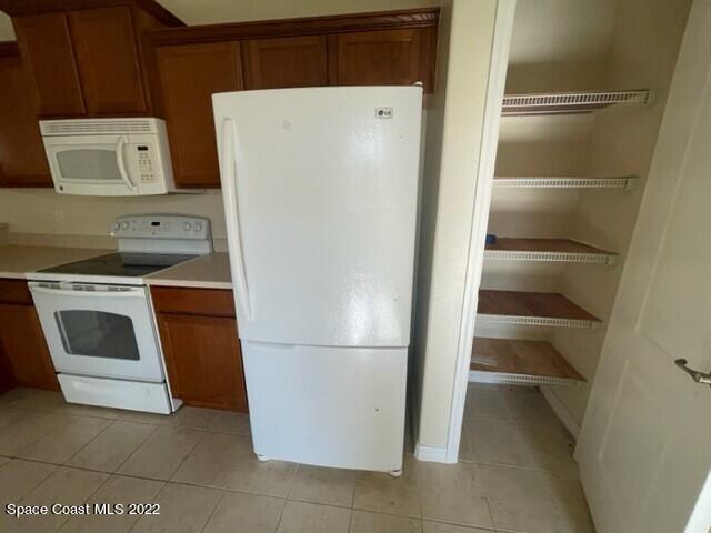 1761 Caleb Ln Unit 205