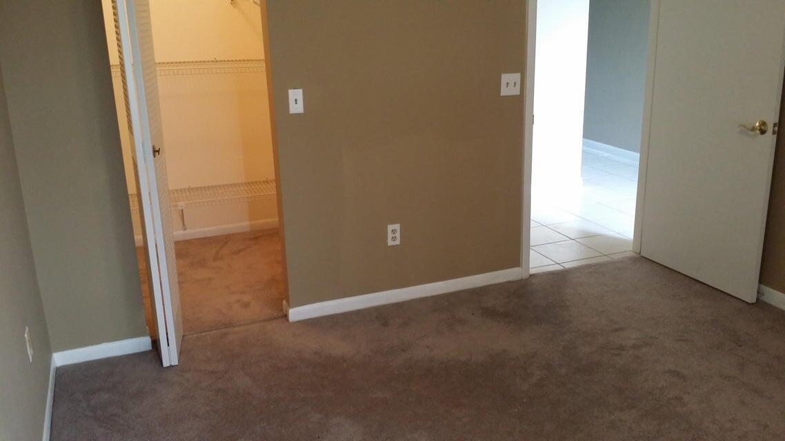 Photo - 7879 Willow Spring Dr Unit 927