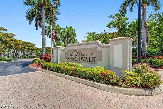 Photo - 15590 Ocean Walk Circle Unidad 102