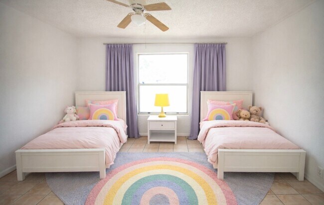 Photo - 606 Water Rd