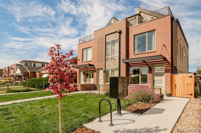 Photo - 1569 Utica St