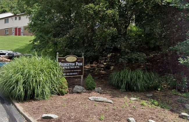 Photo - 1486 Princeton Blvd