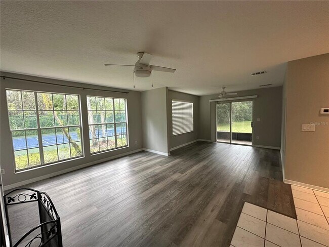 Photo - 713 Sandy Ct Unidad 375