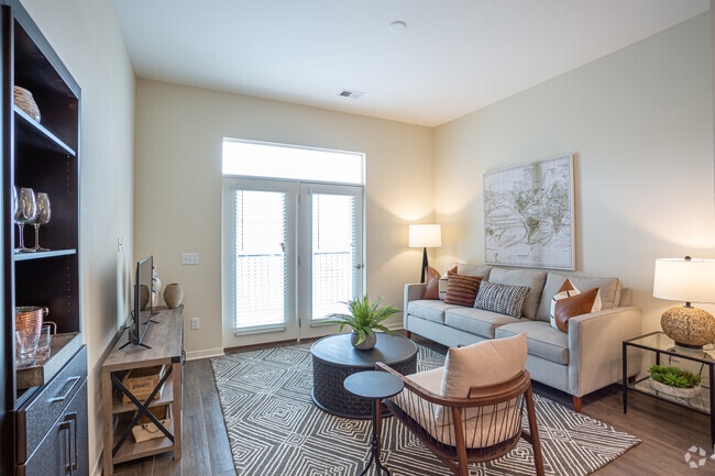1BR, 1BA - 794 SF