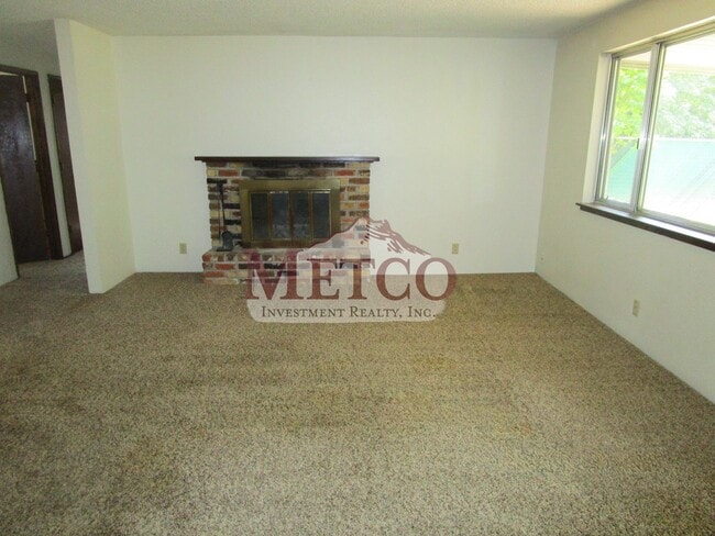 Photo - Darling 3 bedroom Springfield Home