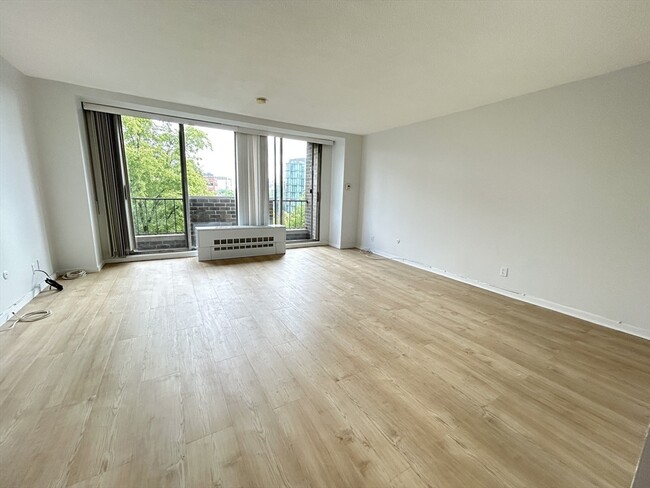 Photo - 44 Washington St