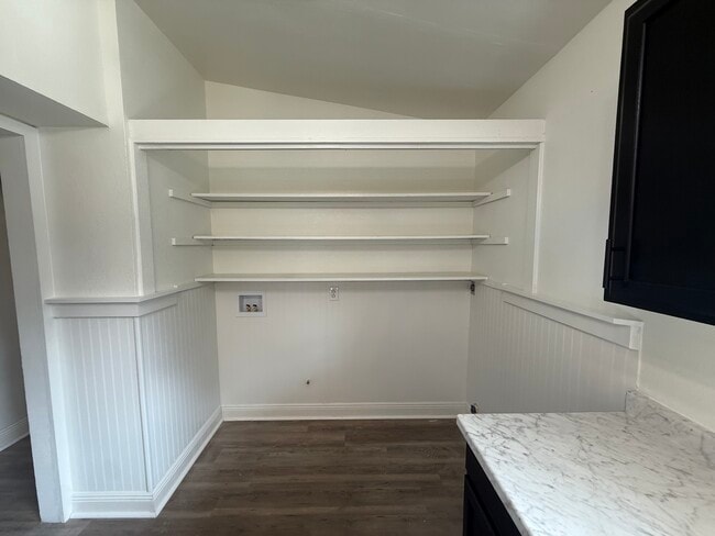 Photo - 2916 Williams Ave