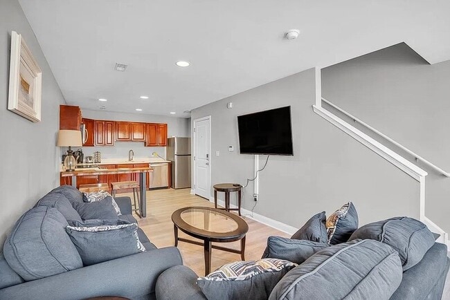 Photo - 1939 N Gratz St