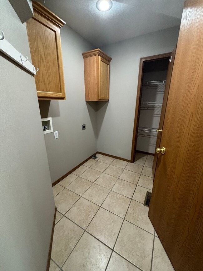 Photo - 4317-4319 Morgan Ct