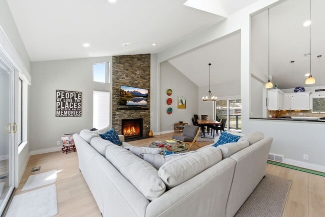 Photo - 3861 Silver Spur Cir