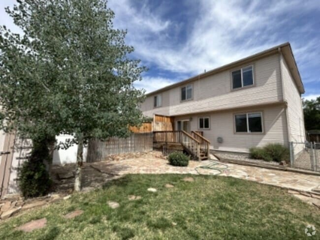 Building Photo - 2867 Pinyon Ave Rental