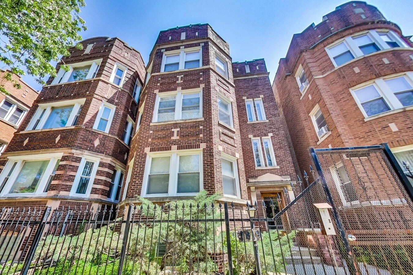 Photo - 7819 S Cornell Ave