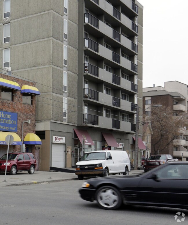 Photo - Kingston Tower