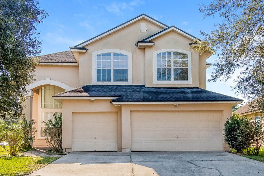 Photo - 880 Thoroughbred Dr