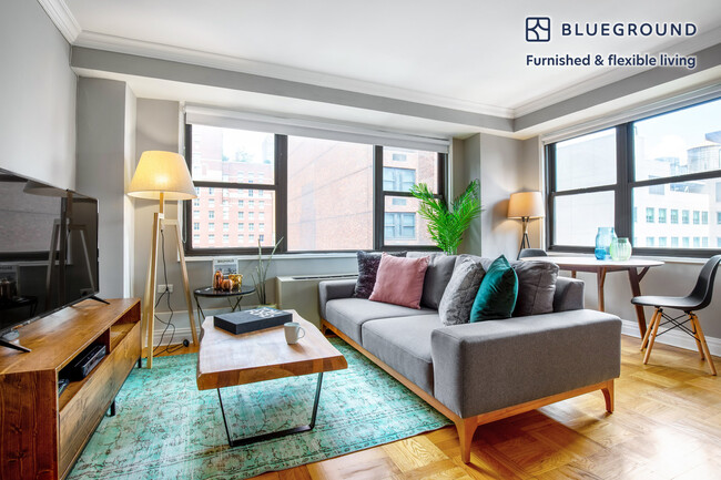Building Photo - 141 E 33rd St Rental