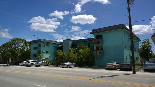 2799 E 4th Ave - Turf Point Properties Rental
