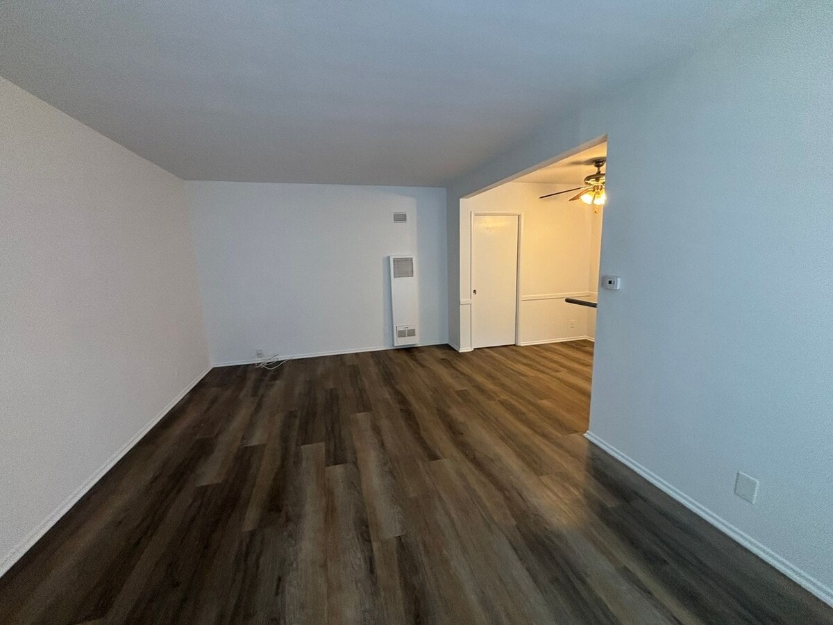 Photo - 443 S. Alexandria Ave