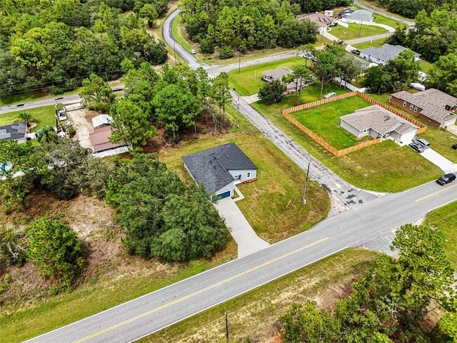 Photo - 1071 W Hampshire Blvd