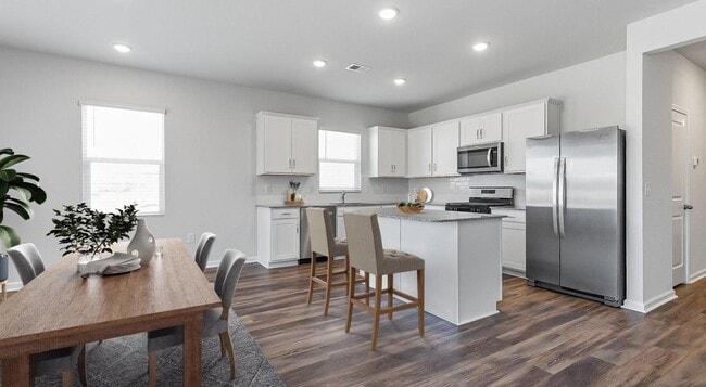 Photo - 4231 Sylvan Lp