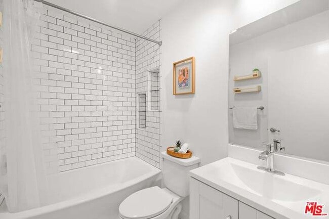 Photo - 1125 Pico Blvd Unidad 2