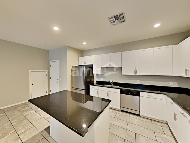 Photo - 20734 W Stone Hill Rd