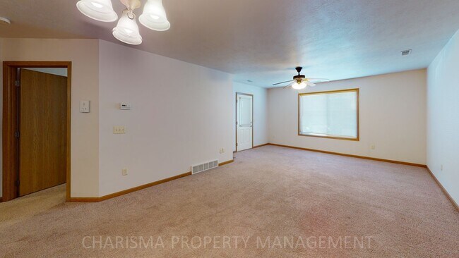 West Oaks Estate