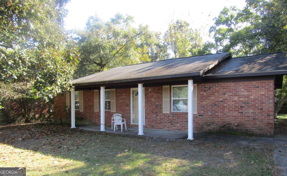 Photo - 223 Deerwood Dr House