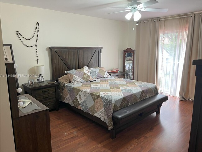 Photo - 10270 NW 46th St