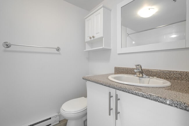 Photo - Red Top Tower Apartments