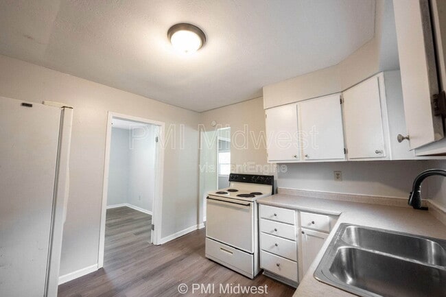 Photo - 3026 S Rybolt Ave