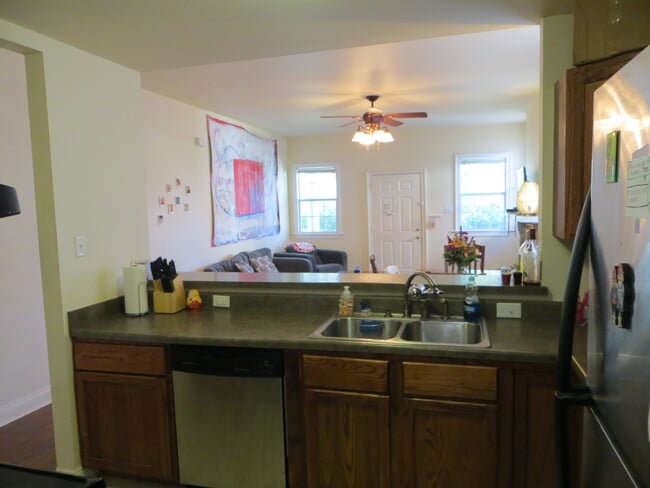 Photo - 2819 Calhoun St