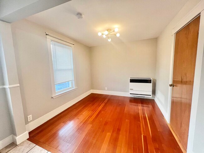 Photo - 578 Dubuque St Unidad 3