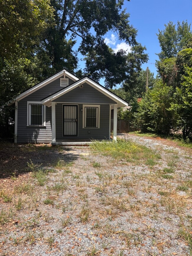 Building Photo - 434 Burton Ave Rental